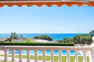 Appartement à Pinar de Advocat-Cometa. Apartamento en venta en playetes, moraira  vistas panorámicas al