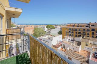 Pis a Centro Ciudad. Amplio piso con vistas panorámicas en el corazón de jávea