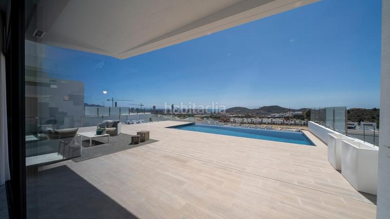 Foto ca7ff1cc-9307-4c50-97a4-4c2fcb8bd628. Chalet avec parking piscine dans Golf Bahía Finestrat