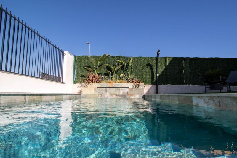 Foto 9d47b98a-5317-4b84-93bf-e004316a644a. Chalet avec piscine dans balcón de Finestrat-terra marina Finestrat