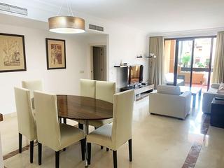 Appartement  Del mediterráneo. Apartamento en complejo frente al mar  san pedro de alcántara
