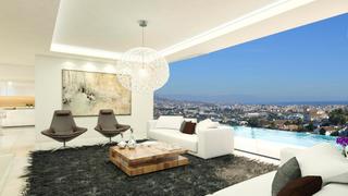 Casa  Aguila coronada. Villa con vistas al mar en cerrado del aguila  costa de mijas