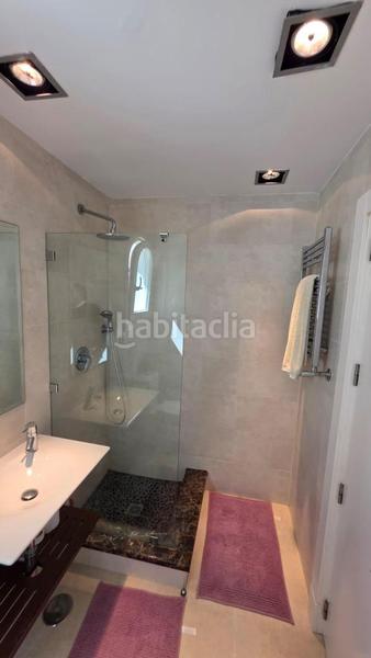 Foto 30e5c270-bfc7-461b-8954-7f09415f3e30. Casa con riscaldamento parcheggio piscina in Cabopino - Artola Marbella