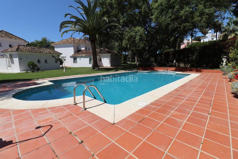 Foto 62e00cd4-452f-46a2-bcd8-ff6a68601272. Casa con riscaldamento parcheggio piscina in Cabopino - Artola Marbella