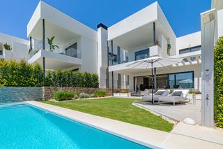 Maison  Green. Villa de lujo en venta en santa clara  los monteros  marbella