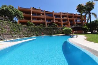 Rez-de-chaussée  Benalauria. Apartamento con amplia terraza en calanova golf