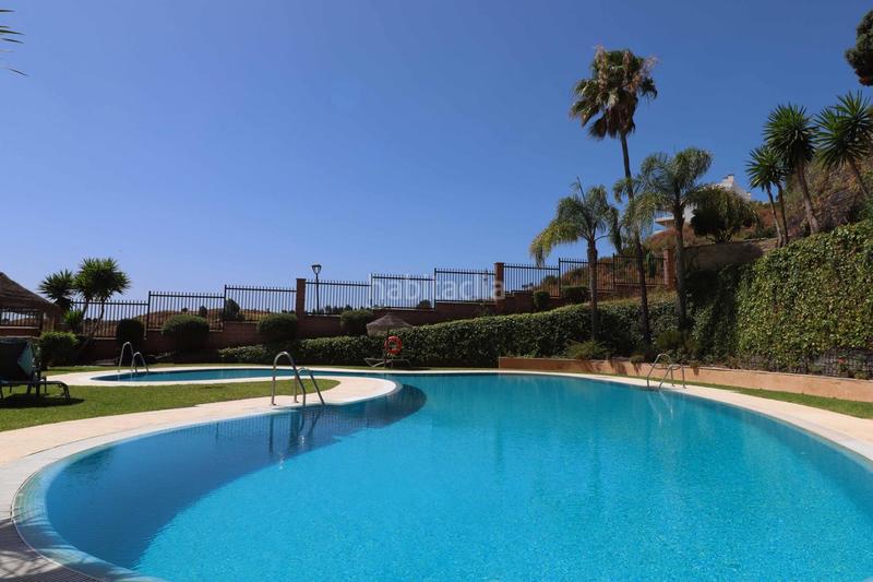 Foto df05a58c-c643-4481-acb0-2e220186e594. Planta baja apartamento con amplia terraza en calanova golf en Mijas