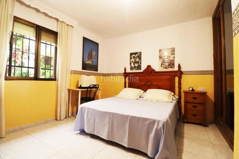 Foto 374cf573-bcd8-4e08-800e-c4c2cf92dbc8. Casa encantadora villa con amplia parcela en las chapas en Marbella