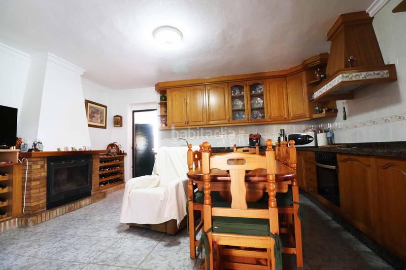 Foto 91f8fac6-3a02-4f06-8870-937e0c9b2f63. Casa encantadora villa con amplia parcela en las chapas en Marbella