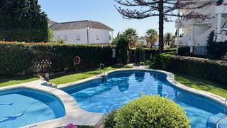 Dúplex  Jacaranda. Apartamento dúplex junto a la playa en venta en las chapas  marb