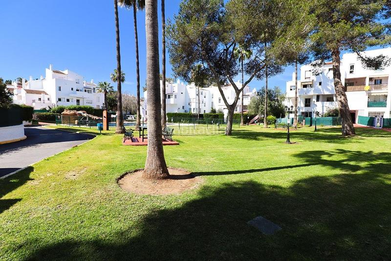 Foto 44091e8a-b728-436c-b64c-321effabd1dd. Duplex with pool in Elviria Marbella