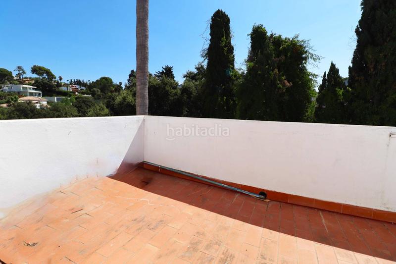 Foto b0944f9e-5564-4cd3-aa00-48079a72655e. Duplex with pool in Elviria Marbella