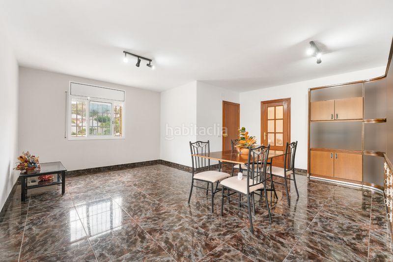 Foto 7d001a0d-107d-4efb-9efc-aa16b7dea8e2. Chalet mit parking in Castellet i la Gornal