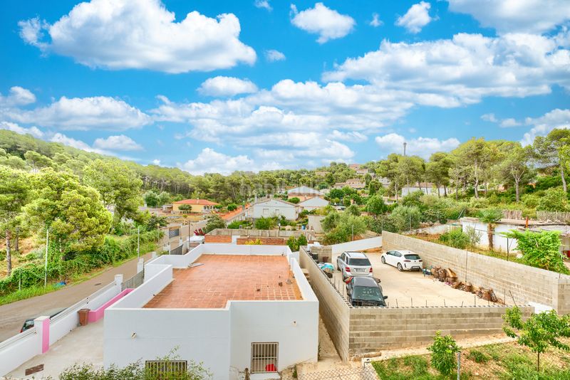 Foto aa8185f5-02f3-49b4-8d9d-366486b1360b. Chalet mit parking in Castellet i la Gornal