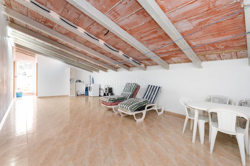 Foto bacb42ad-ec36-4ef8-819c-4e532ca5b508. Chalet mit parking in Castellet i la Gornal