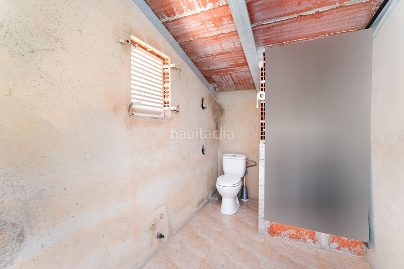 Foto bb909cc2-ae72-4be1-aaed-3836f1a5f340. Chalet mit parking in Castellet i la Gornal