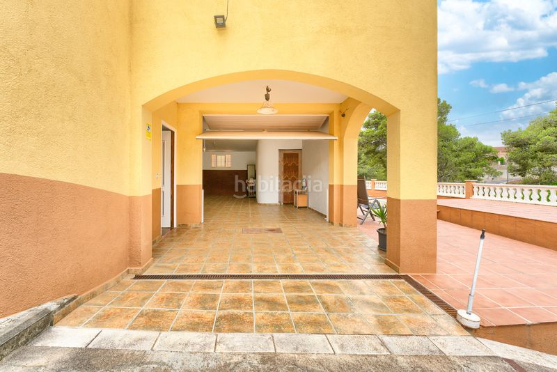 Foto f254e4e6-662e-4c99-a0fb-6be8a7b357a4. Chalet mit parking in Castellet i la Gornal