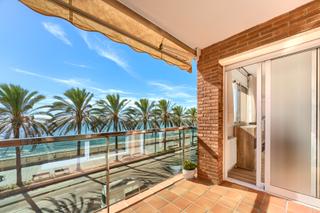 Pis  Passeig martim de sant joan de du. Lujo mediterrneo en primera lnea