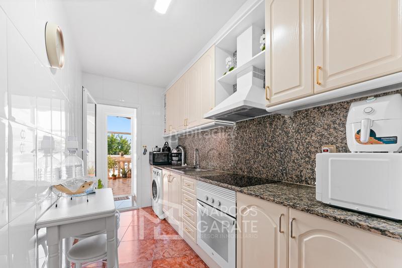 Foto c86a0988-0c8c-41ca-a9ff-5bf9160e09c8. Appartement avec chauffage parking piscine dans Nucli Antic Cunit