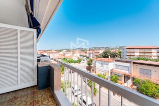 Piso  Carrer pere el gran. ? piso totalmente reformado y listo para entrar a vivir