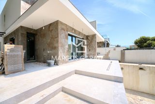 Chalet  Avinguda d'itàlia. Obra nueva en segur de calafell / piscina  privada / orientación