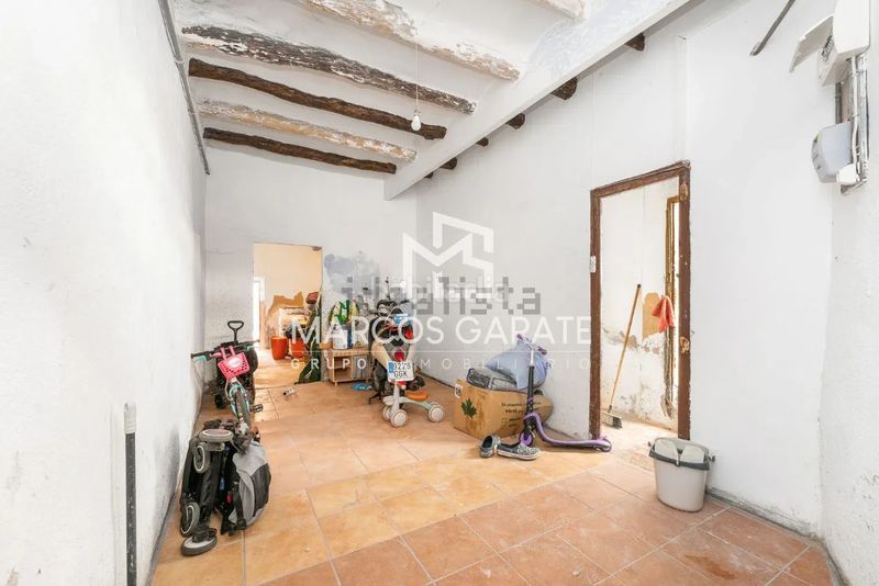 Foto 17f59308-48cd-45b7-94fb-94a1add174fa. Casa amb calefacció a Centre Vendrell (El)