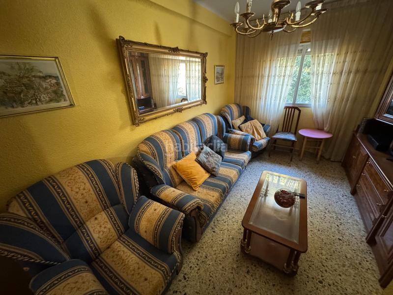 Foto f8717bbd-5c14-4baf-9e6a-410fc91009bd. Piso  en venta en calle alzina en Buena Vista Madrid