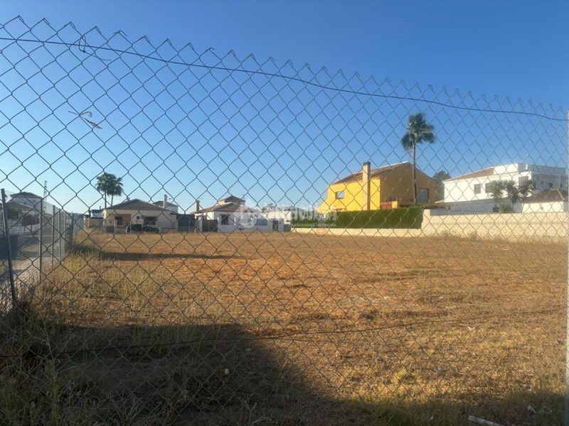 Foto ca631117-1078-4de6-98fe-e65d1e0ebb04. Terreno residenziale in Villamanrique de la Condesa