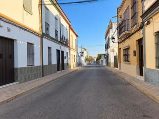 Maison jumelée à Pilas. Casa en venta en pilas