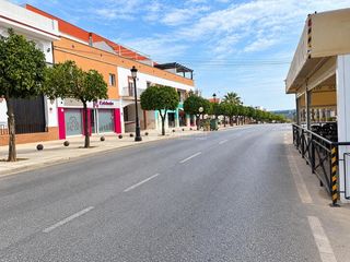 Local Comercial a Pilas