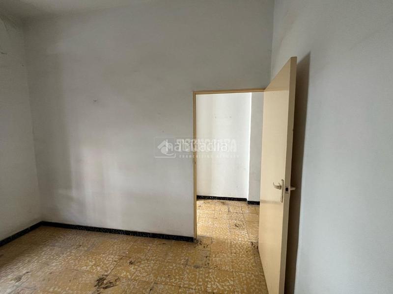 Foto 8702d404-154d-4383-b9fe-8ce63f9fbc46. Casa bifamiliare in Pilas