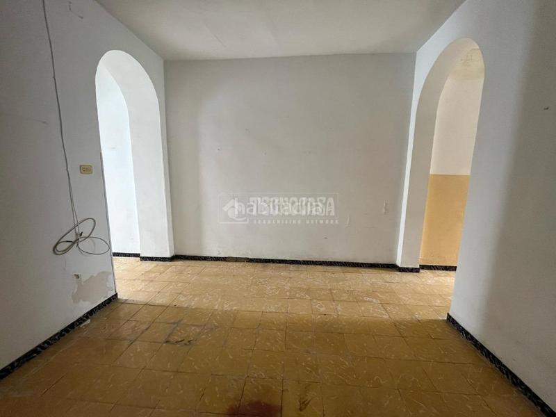 Foto 8f004cf8-4676-4007-af02-d2fdcae808e7. Casa bifamiliare in Pilas