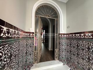 Maison jumelée à Pilas. Casa en venta en pilas