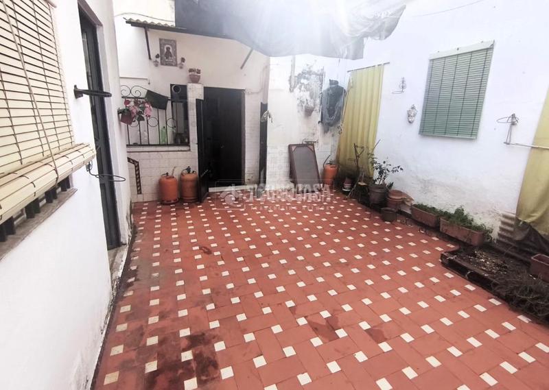 Foto 5c3e5b7c-0d2f-4b5e-b0c4-ad8c5cd755f0. Casa pareada casa en venta en Pilas