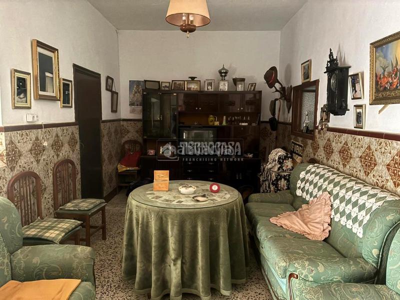 Foto dd9cc91a-0321-4a5c-abf4-362be82c4bbb. Casa pareada casa en venta en Pilas