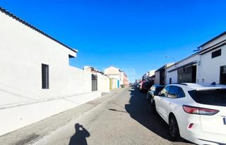 Lloguer Aparcament cotxe a Pilas. Boxplaza de garaje en alquiler en pilas