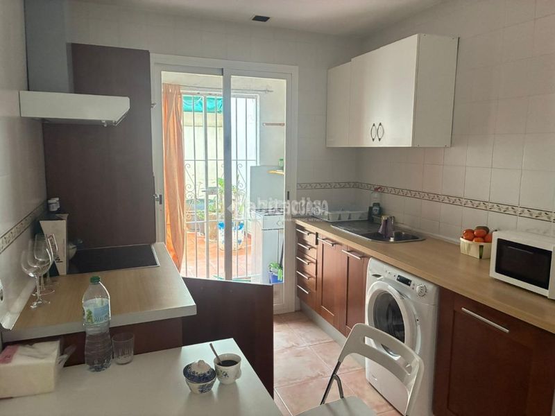 Foto 1bd7f53f-8795-4d54-9f21-a42e7509ccc7. Casa aparellada amb calefacció a Pilas
