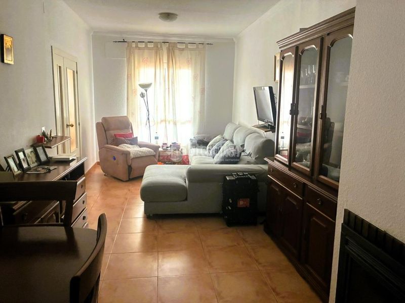 Foto 89453f9a-0c6d-492c-9b57-2634f273d4f8. Casa aparellada amb calefacció a Pilas