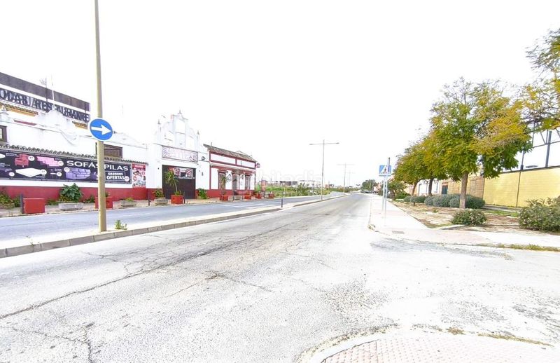 Foto beffcf96-52cc-4f40-b167-edbc35385e3f. Terreny residencial a Pilas