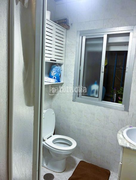 Foto b706f1c1-a916-4e18-a914-ee097fa2e1be. Pis a Pilas