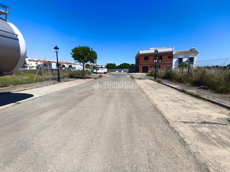 Foto 0c5e87cd-7788-427f-a273-f2a024dee2a4. Terreny residencial a Pilas