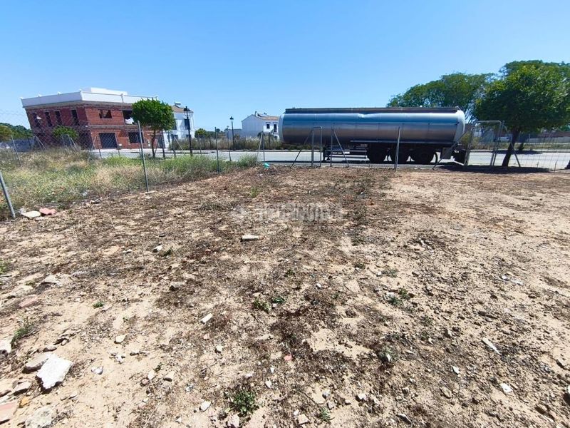 Foto 15dcb42b-4b40-4974-a356-e4b2698caddd. Terreny residencial a Pilas