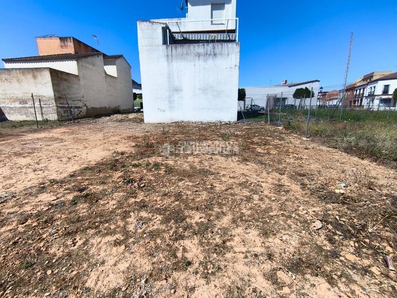 Foto 95a91e2d-8d1f-4e88-a057-5bc15f21a5ef. Terreny residencial a Pilas