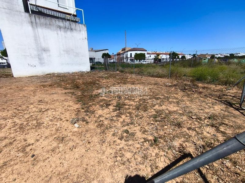 Foto a05d1cb6-f462-483d-884f-2f72164246a8. Terreny residencial a Pilas