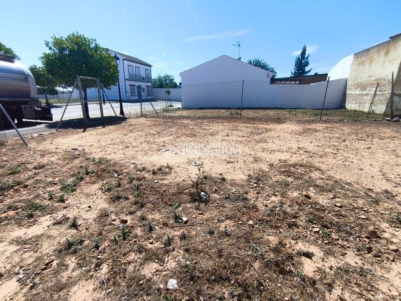 Foto a3df77e1-76b9-4338-b459-f45a4aeb4a69. Terreny residencial a Pilas