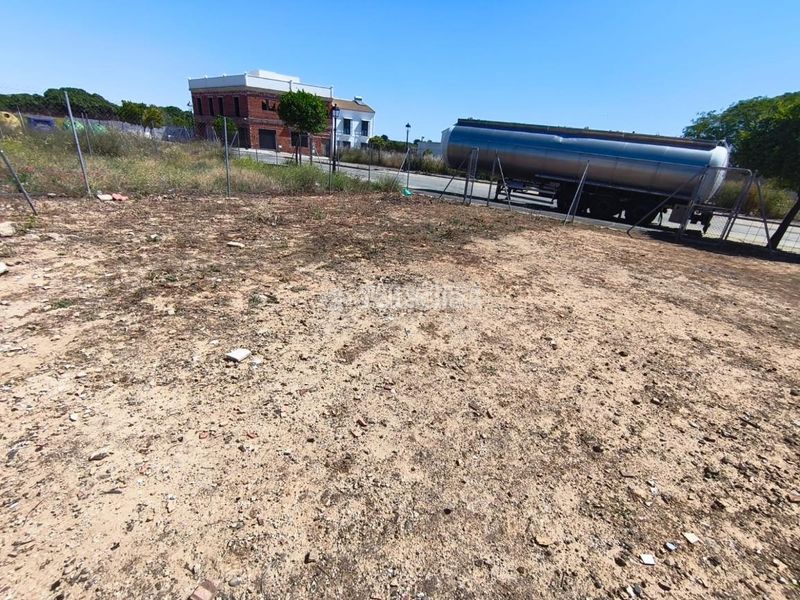 Foto cf29d558-d439-4b77-a7c0-8223166143ea. Terreny residencial a Pilas