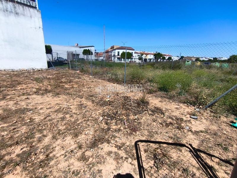 Foto fb8aed1e-d840-4a53-b2bb-dc7cea40355f. Terreny residencial a Pilas