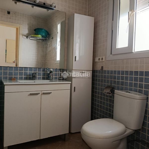 Foto 2a10baaa-f38d-4510-94aa-d57402f9312b. Casa aparellada a Pilas