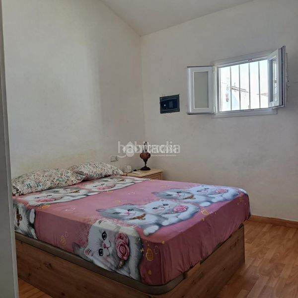 Foto 698e2c38-6359-4644-8951-d3adb4fed6c2. Casa aparellada a Pilas
