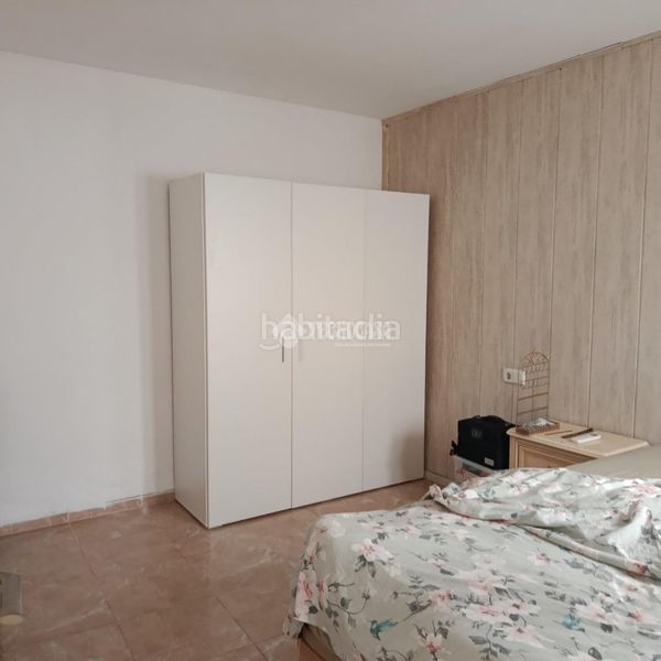 Foto 907d1e0e-da1d-424d-aecf-59a87a405249. Casa aparellada a Pilas